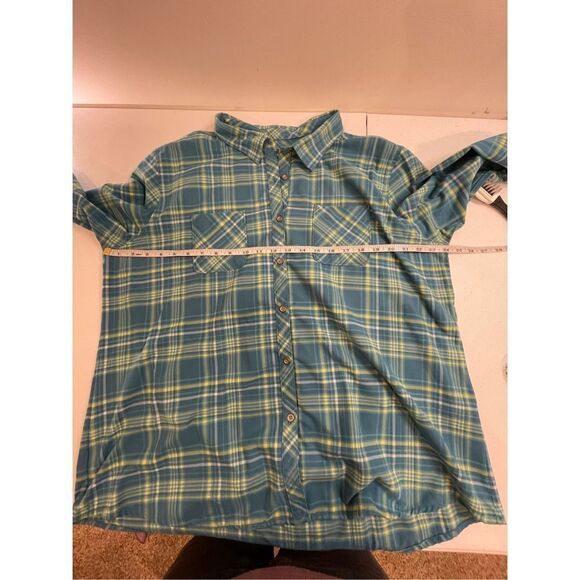 Cabela’s women’s 2XL flannel button up teal yellow - Picture 3 of 7
